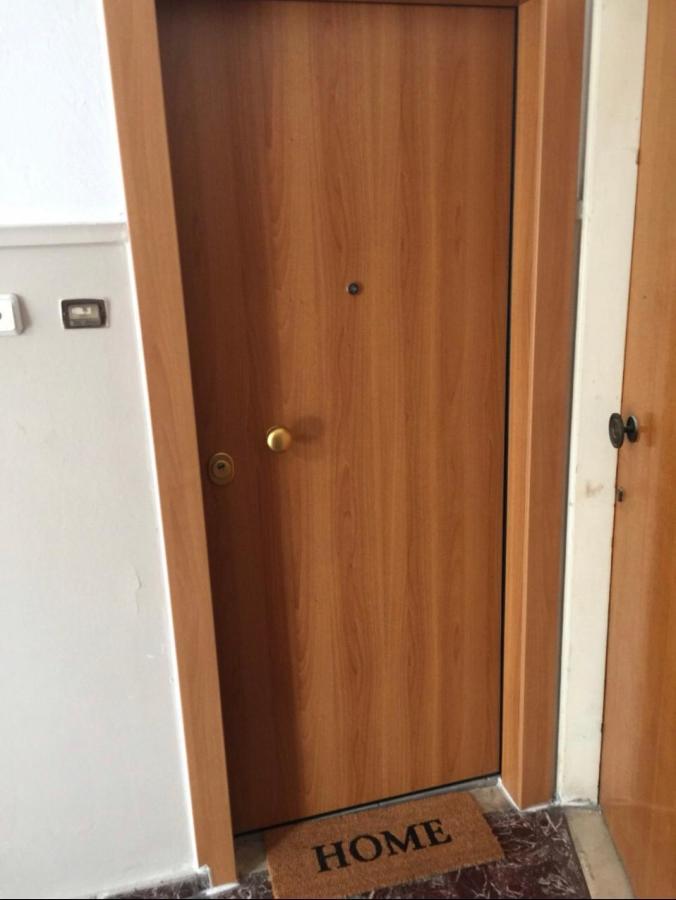 Central Guests Apartment Волос Екстер'єр фото