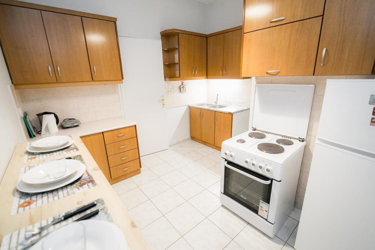 Central Guests Apartment Волос Екстер'єр фото